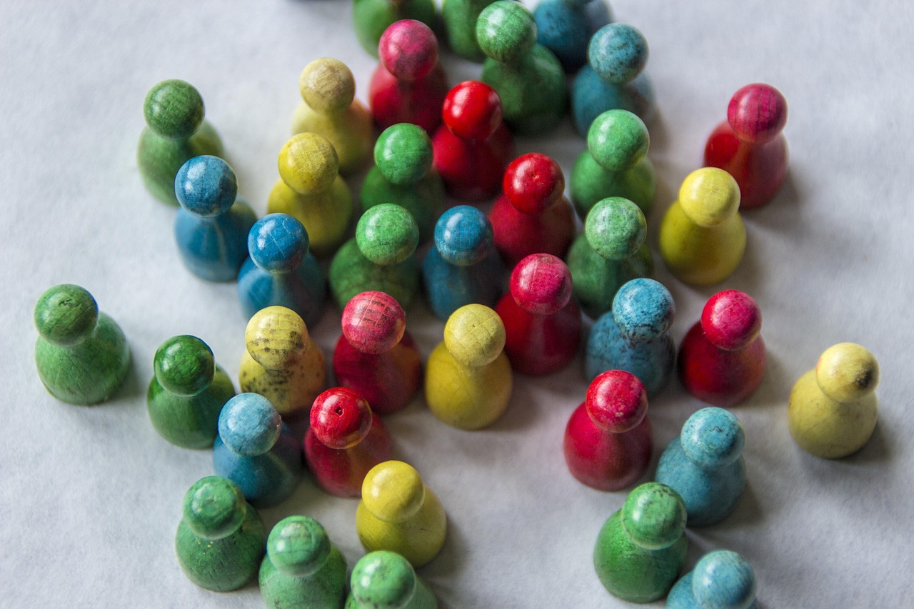 腾讯手机卡实名账号：网吧点卡代理平台